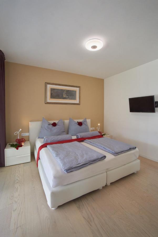 Postal / Burgstall Penthouse & Garden - Luxury Apartment מראה חיצוני תמונה