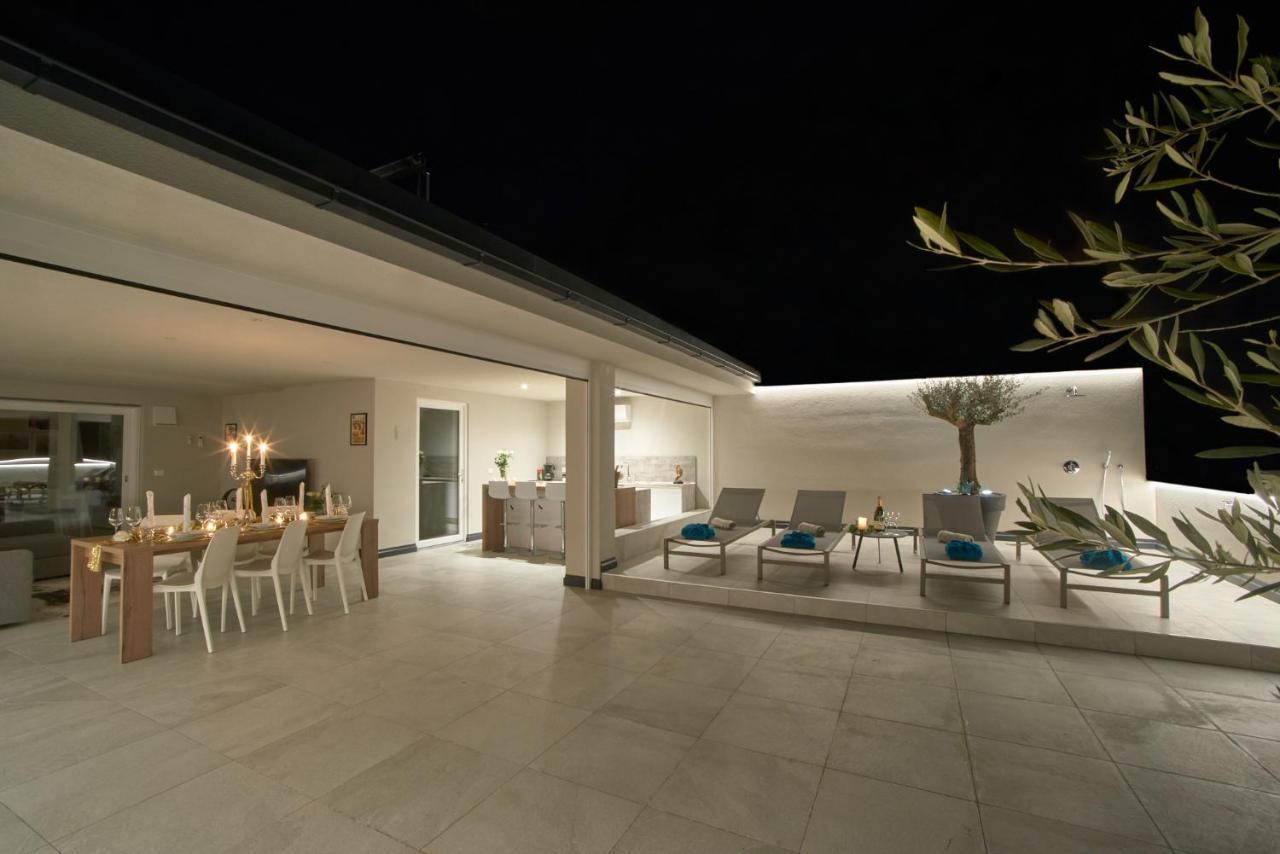 Postal / Burgstall Penthouse & Garden - Luxury Apartment מראה חיצוני תמונה